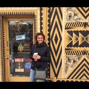 Meet your Posher, Kira